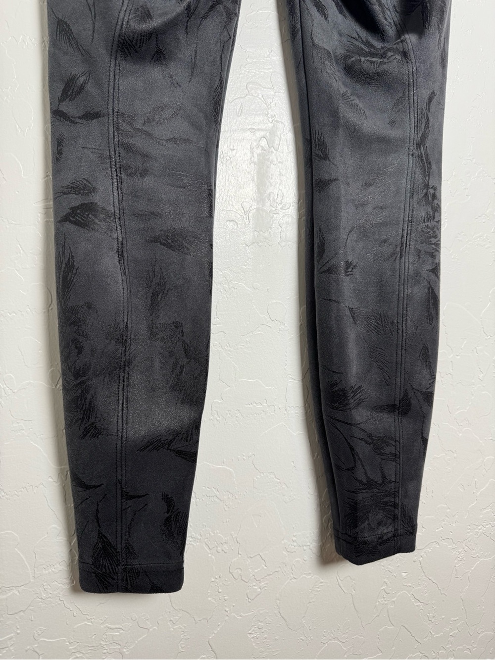 WHBM White House Black Market Gray Suede Inkling Foil Runway Leggings - Picture 14 of 16